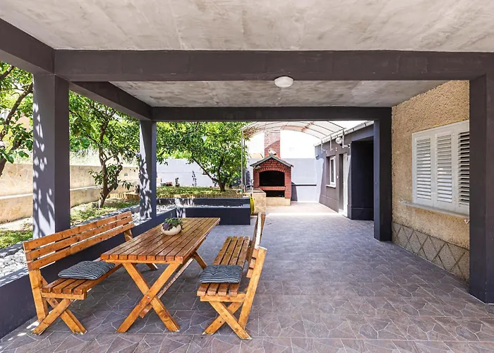 Apartament Gorgeous In Okrug Gornji Trogir